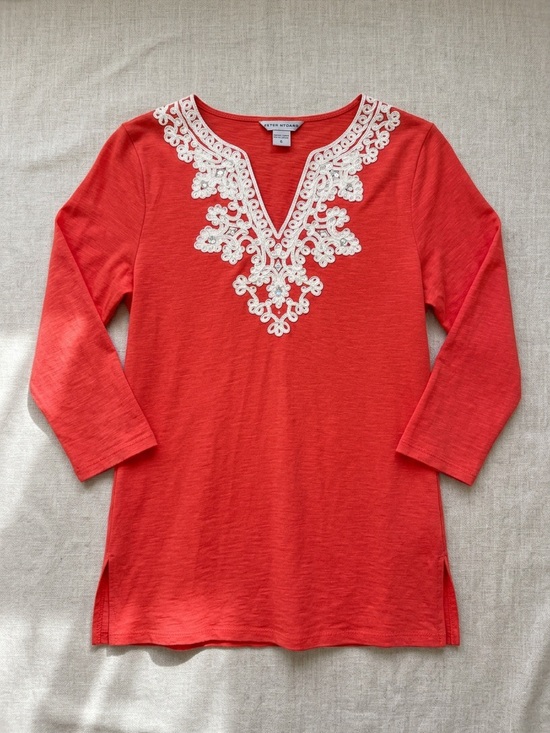 Peter Nygard Tops - Peter Nygard Red with White Embroidered Sequin Neckline Cotton Tunic Top Small